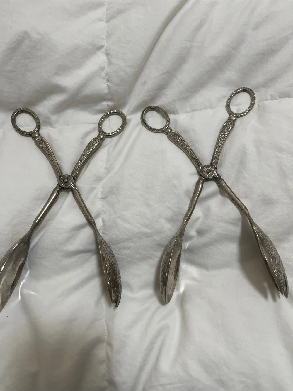Silver Ornate Serving Tongs and Spoon Set - Elegant Home Dining